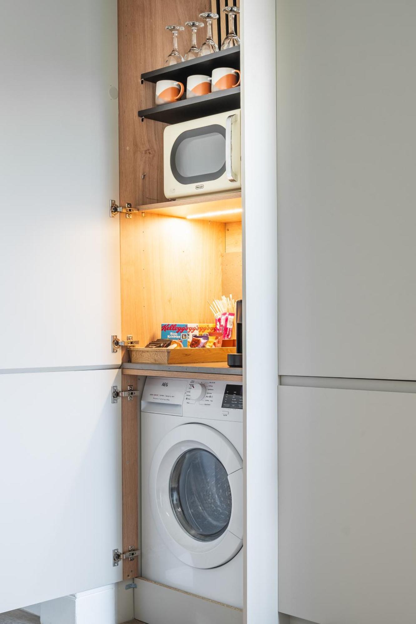 Newly Designed, 2Br Apt, 5Min From Northwood London Tube Station, Nato Hq, Ideal For Wembley, Warner Studio, Contractors 外观 照片